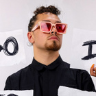 Acraze cartonne avec "Do It To It"
