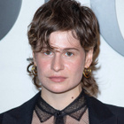 Redcar répond aux commentaires transphobes