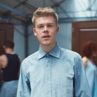 Charles (Star Academy) se met à la danse dans son clip