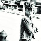 Tops UK : Rihanna leader, Steps crée la surprise