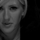 Ellie Goulding sexy à Paris pour "Tessellate"
