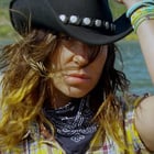 Zazie dévoile le clip du "Temps plus vieux"