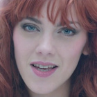 Anaïs Delva dans le clip "Libérée, Délivrée"