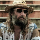 Sébastien Tellier devient un "Adulte"