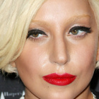Lady Gaga tacle encore sa maison de disques
