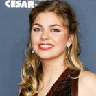 Louane dévoile le titre inédit "Jeune"