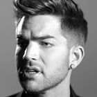 "Ghost Town" : Adam Lambert fait les gros yeux