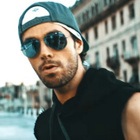 Enrique Iglesias : le clip de "Súbeme la radio"