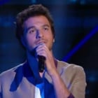 Amir chante "Imagine" pour les victimes