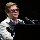 Covid-19 : Elton John fait un don d'un million