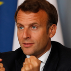Emmanuel Macron promet une aide à la culture