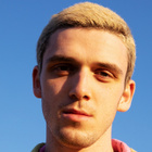 Lauv dévoile "Love Like That"