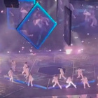 Un écran géant s'effondre en plein concert