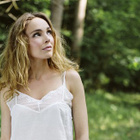 Claire Keim va là "Où il pleuvra" : nouveau single