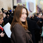 Carla Bruni quitte Naïve et signe chez Barclay