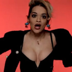 Rita Ora tourne la page avec le clip "Facemelt"