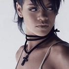 Rihanna possédée dans le clip de "What Now"