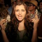 Rebecca Black ose le "Saturday" !