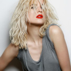 HollySiz mise sur "Better Than Yesterday"