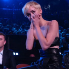 MTV VMA's : Miley Cyrus invite un SDF sur scène