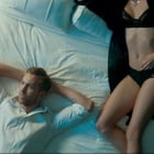 Calvin Harris accro à la chair dans "Blame"