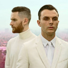 Hurts dévoile son nouveau single "Rolling Stone"