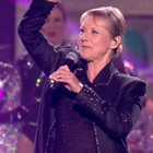 Dorothée fait retomber Bercy en enfance (vidéo)