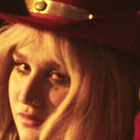 Kesha enchaîne avec "Woman" : le clip