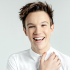 Qui est Lenni-Kim, le chanteur de "DALS" ?