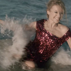 Kylie Minogue dévoile le clip "Golden"