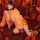Charli XCX emmène ses "Girls" en soirée