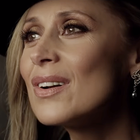 Lara Fabian : le clip "Par amour"