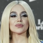 Ava Max prend le pouvoir sur "Salt"