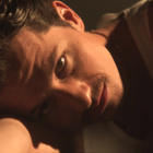 Charlie Puth esseulé dans "That's Hilarious"