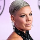 Pink chante pour son père sur "When I Get There"