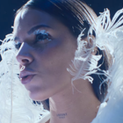 Shy'm : son nouveau clip "Givré" avec Vartang