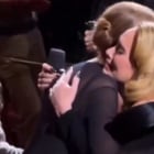 Adele fond en larmes face à Céline Dion