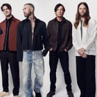 Top Albums : Gims entre dans l'histoire, flop pour Maroon 5