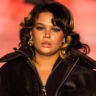 Lola Young suspend sa tournée