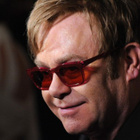 Elton John, rétabli, reprend sa tournée d'été