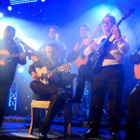 Chico & The Gypsies reviennent bien entourés