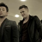 Blue dévoile le clip de "Hurt Lovers"