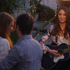 Sara Bareilles dans le clip "I Choose You"