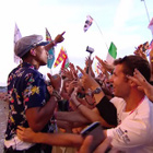 Pharrell interprète le single "Freedom" : regardez !