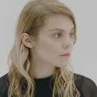 Coeur de Pirate sort le "Drapeau blanc"