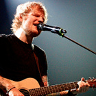 Ed Sheeran reprend "Baby One More Time" !