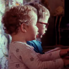 Grégoire dévoile le clip touchant "Mes enfants"