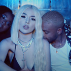 Ava Max : le clip de "My Head & My Heart"
