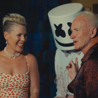 Pink, Sting et Marshmello réunis sur "Dreaming"