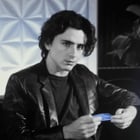 Qui chante dans la pub Chanel avec T. Chalamet ?